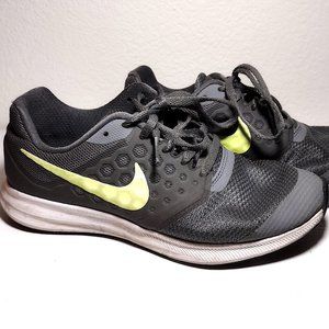 Nike Youth Size 4YW Downshifter 7 Gray & Neon Yellow Swoosh Running Sneakers